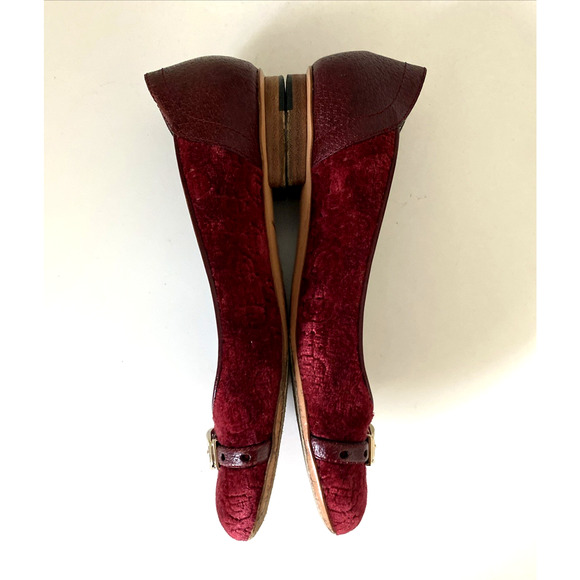 GUCCI Ballet Flat Burgundy Red Velvet Velour Round Toe Gold Buckle Equestrian 9 - Picture 13 of 14